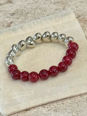 j crew silver puff heart and red garnet beaded stretch bracelet